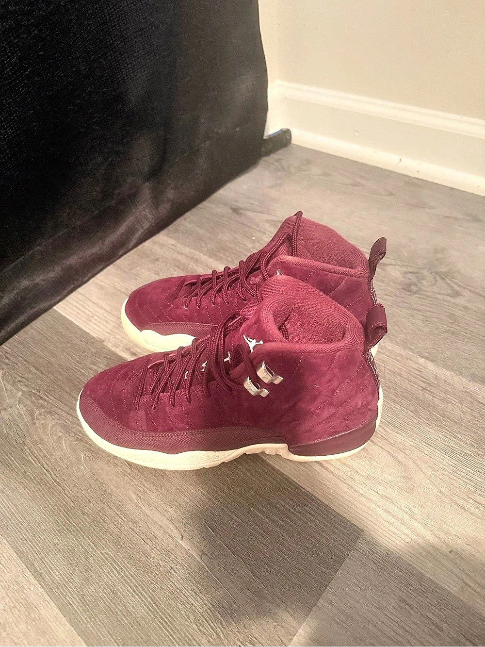 Nike High Top Sneakers in Red